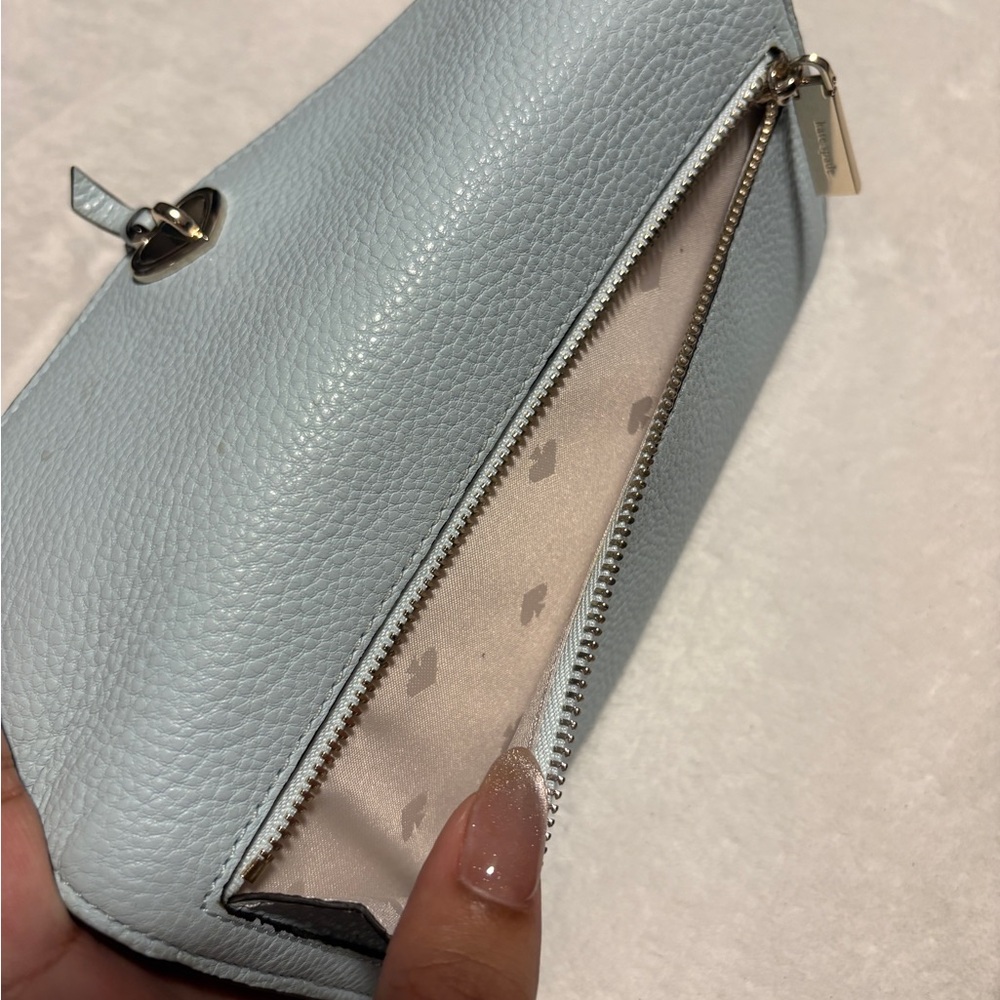 Kate Spade Wallet - Picture 2 of 3